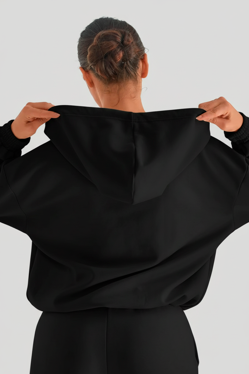 Essential Hoodie – Tijdloze stijl en ultiem comfort